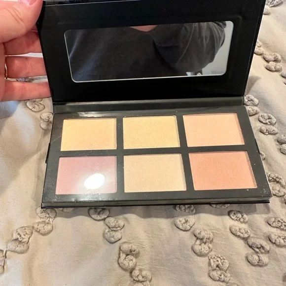 Tahari Black Floral Highlighter Collection - Picture 4 of 6